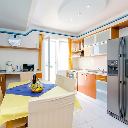 Two-bedroom In Appartement