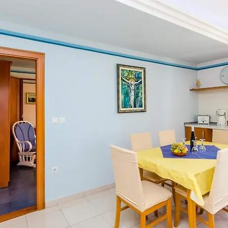 Lejlighed Two-bedroom In Slano